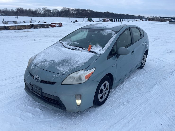 #1155-•-2013-toyota-prius-hybrid-(has-mn-title-in-delay)-image-1