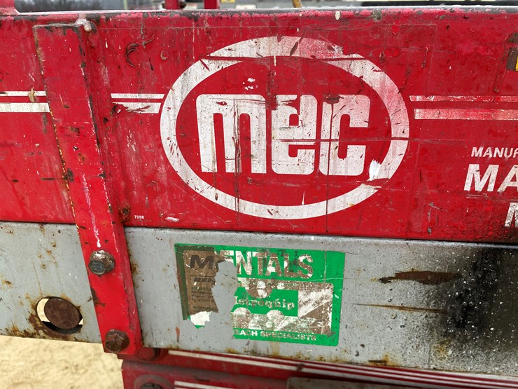 #300-•-1996-mec-scissor-lift-image-10
