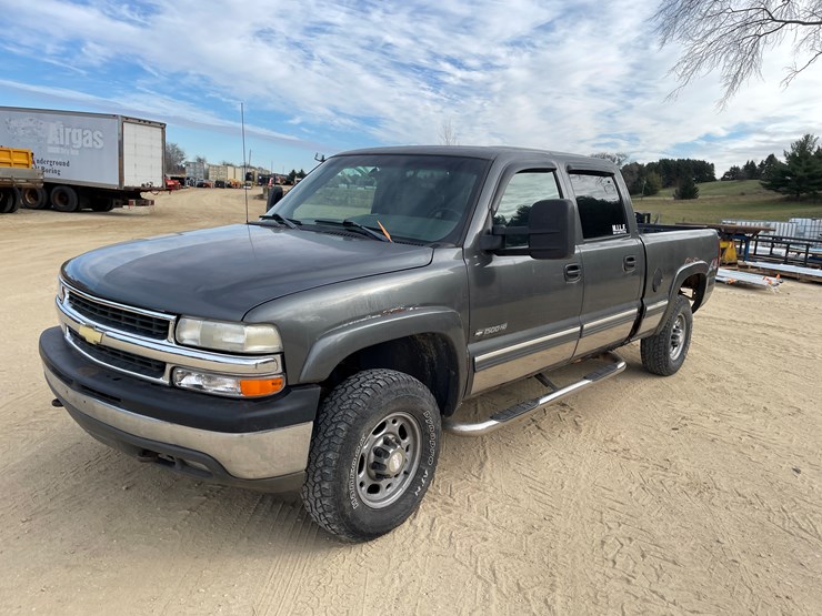 chevrolet-silverado-1500hd-image-1