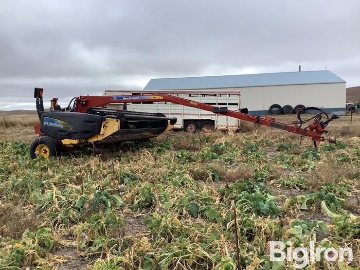 new-holland-h7150-image-4