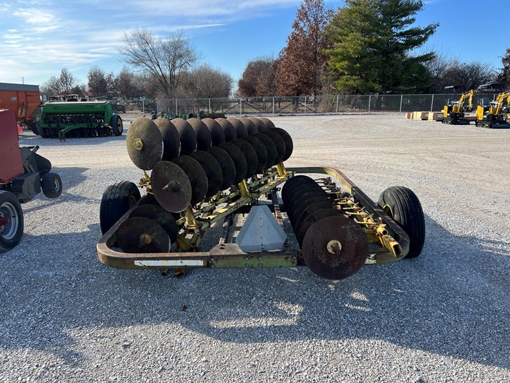 john-deere-210-image-5