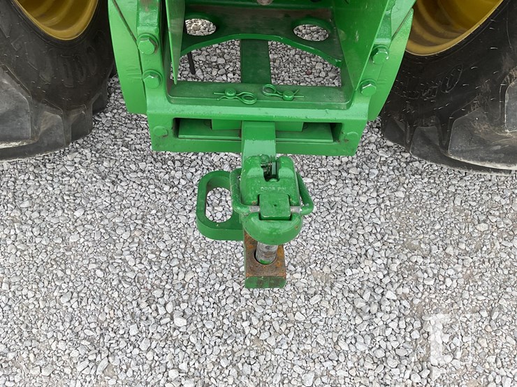 john-deere-8r-250-image-30