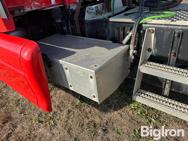 2006-peterbilt-387-image-19