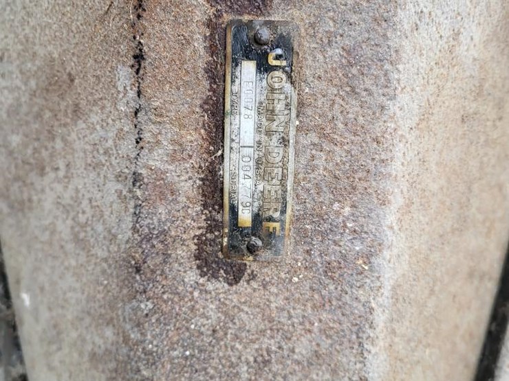 john-deere-8-image-12