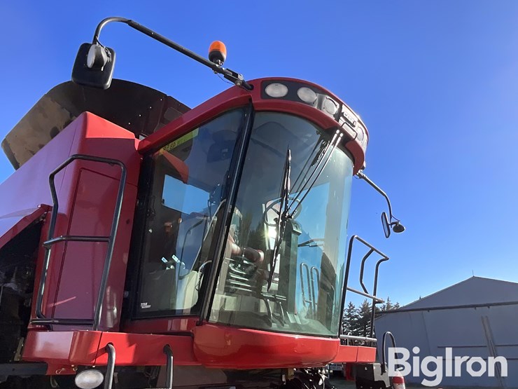 case-ih-5130-image-9