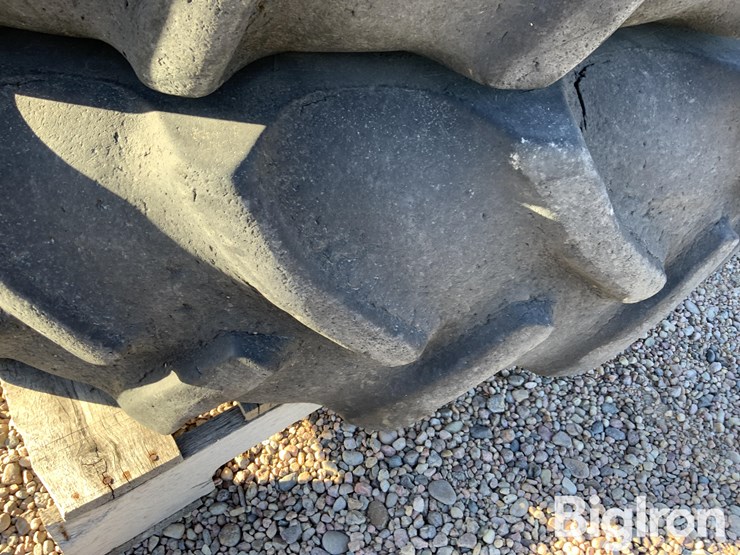 john-deere-8370r-image-16