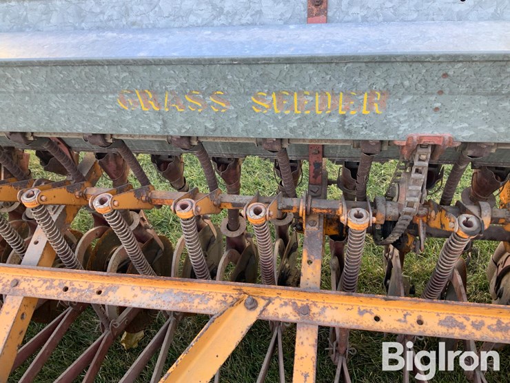 minneapolis-moline-p3-6-image-19