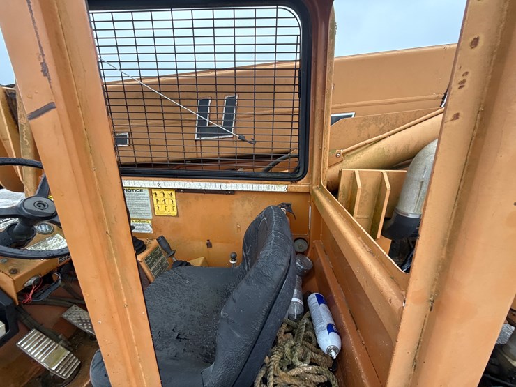 lull-644b-42-image-22