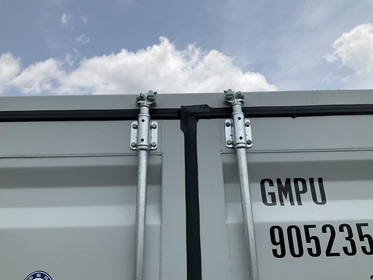 #4019a-•-one-trip-8'-mini-container-image-8