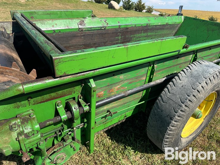 john-deere-40-image-12