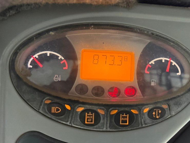 bobcat-t110-image-22