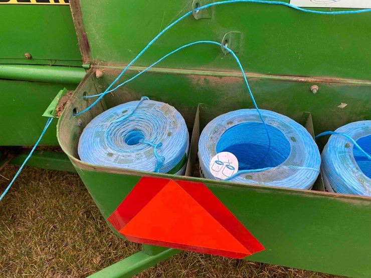 john-deere-328-image-28