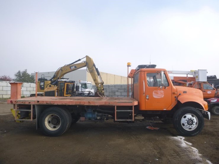 international-4700-image-7