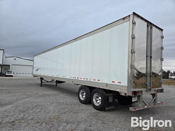 great-dane-van-trailer-image-7