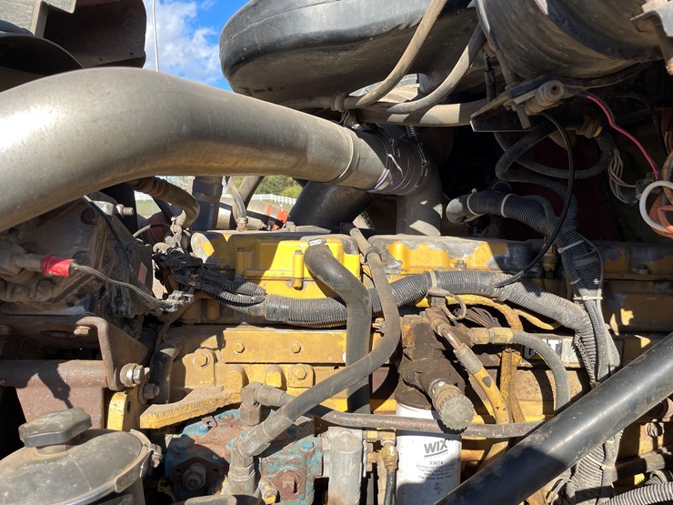 #1110-•-2002-international-5500i-6x4-dump-truck-(has-mn-title)-image-24