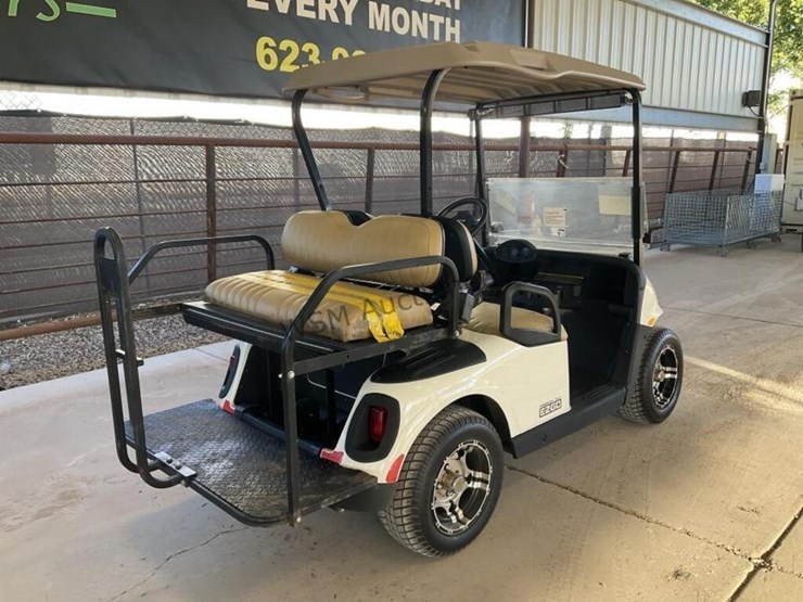 2013-ez-go-freedom-rxv-golf-cart-image-7