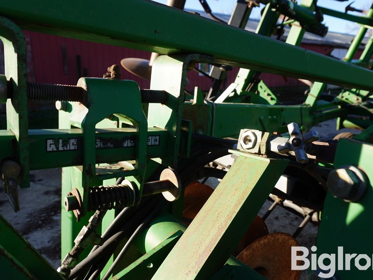 john-deere-726-image-17