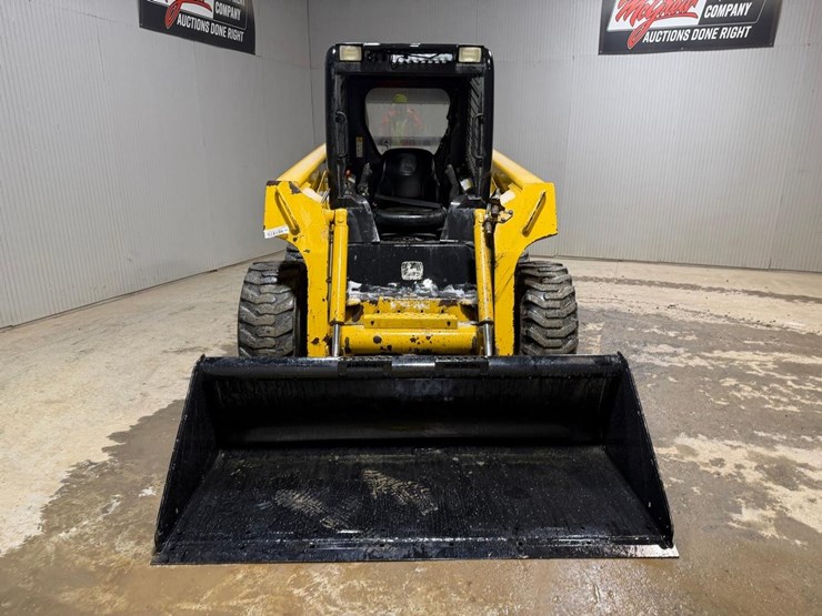 john-deere-260-image-8