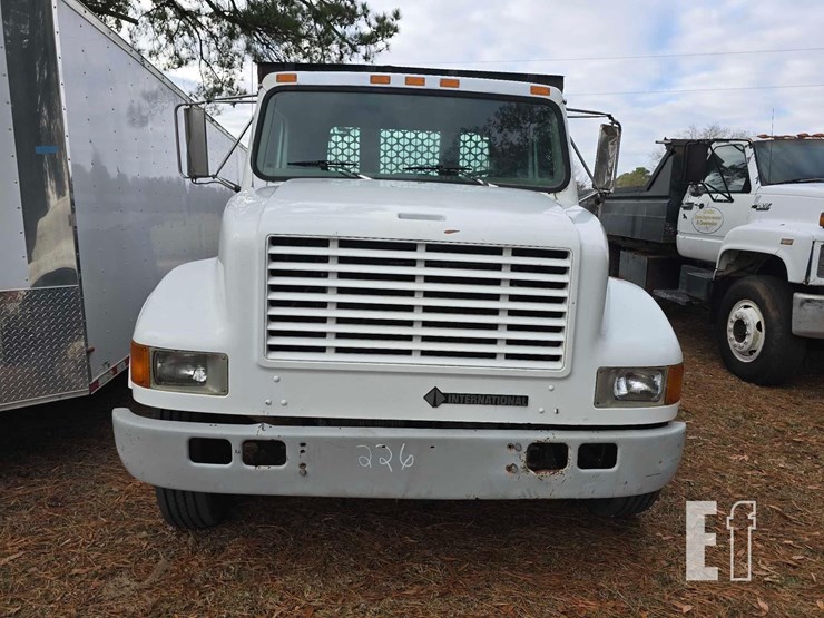 international-4700-image-6