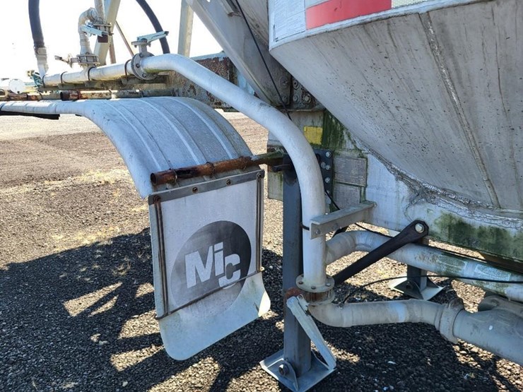 1988-bulk-40'-x-96"-image-15