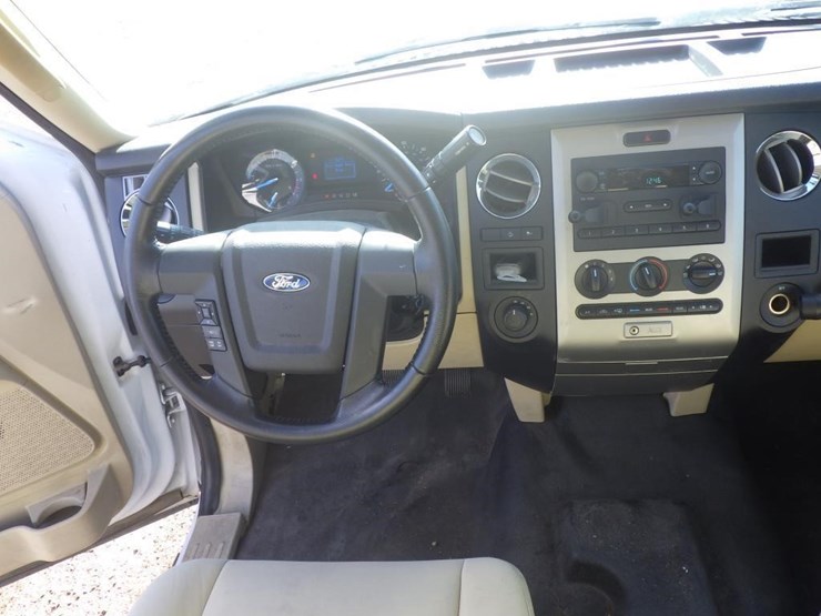 ford-expedition-image-9