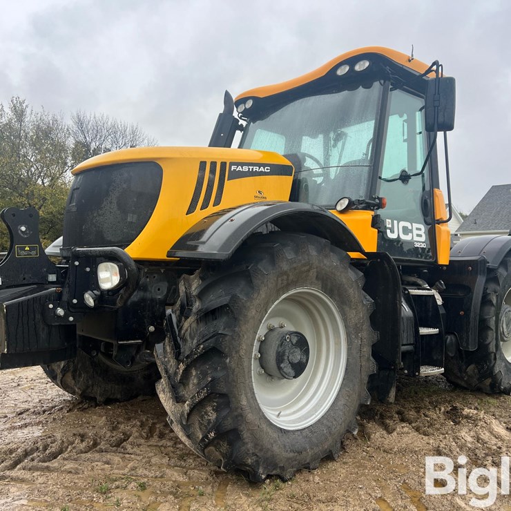 JCB FASTRAC 3230