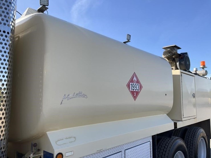 kenworth-t800-image-10