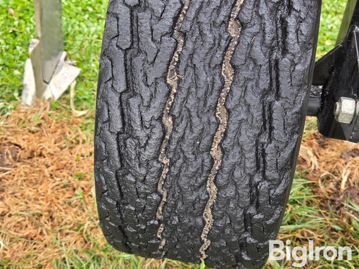 case-ih-2500-image-18