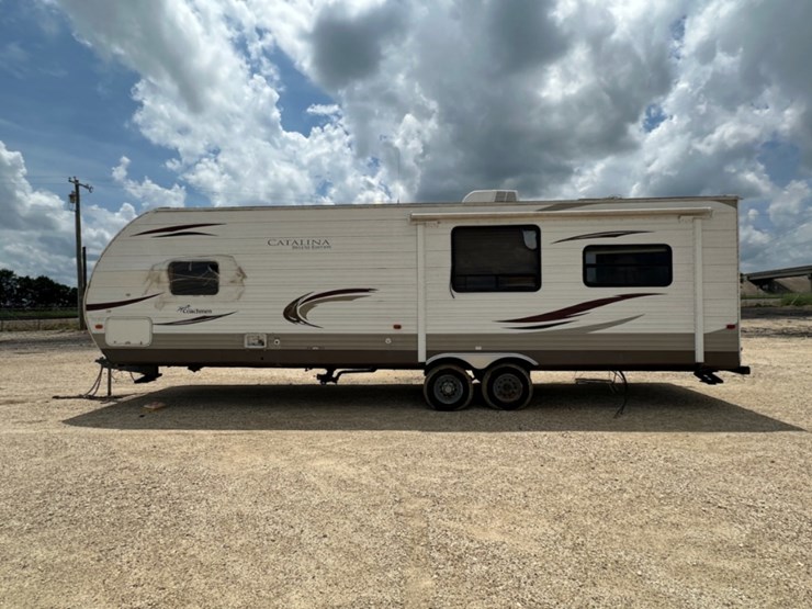 2013-coachmen-catalina-travel-trailer-image-8