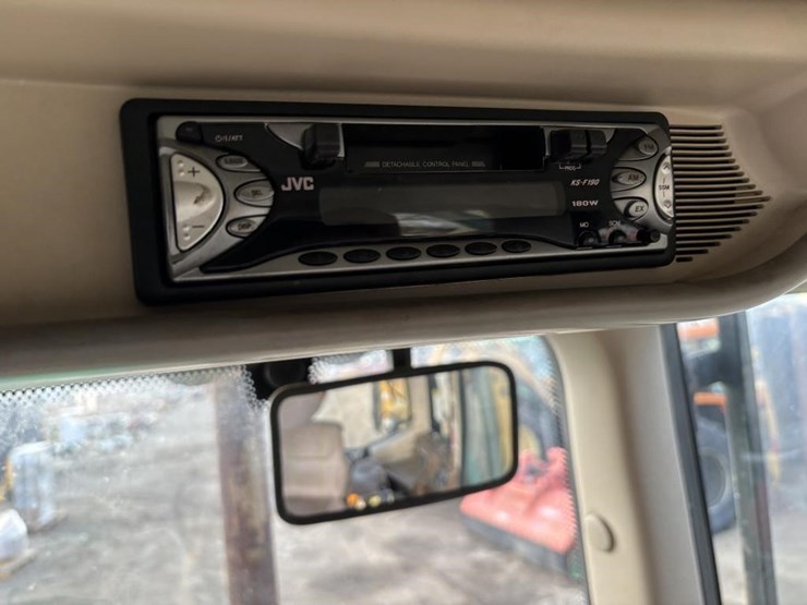 john-deere-7220-image-36