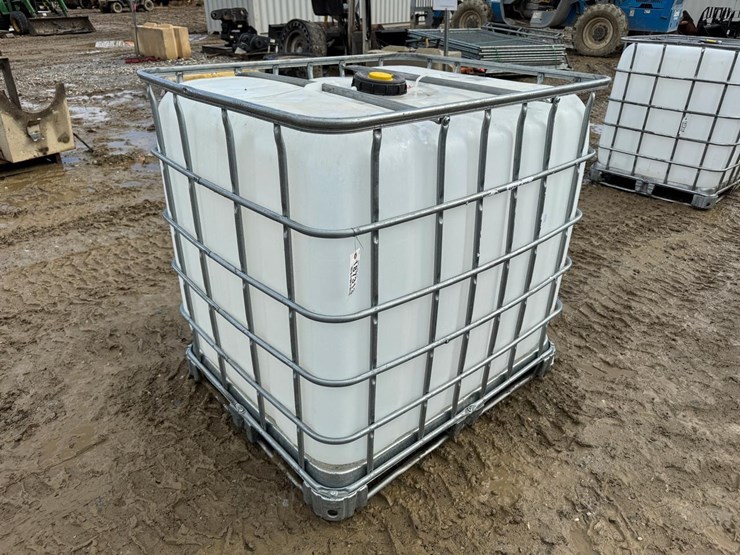 water-tank-tote-image-3