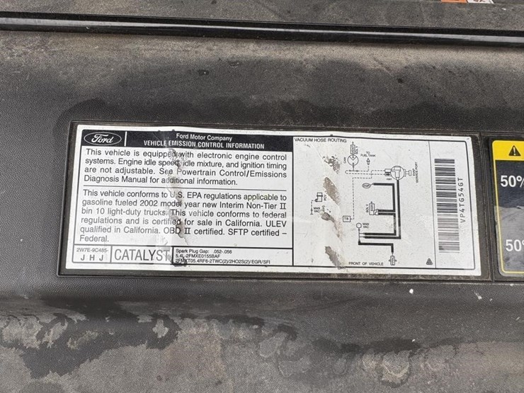 ford-f150-xlt-image-17