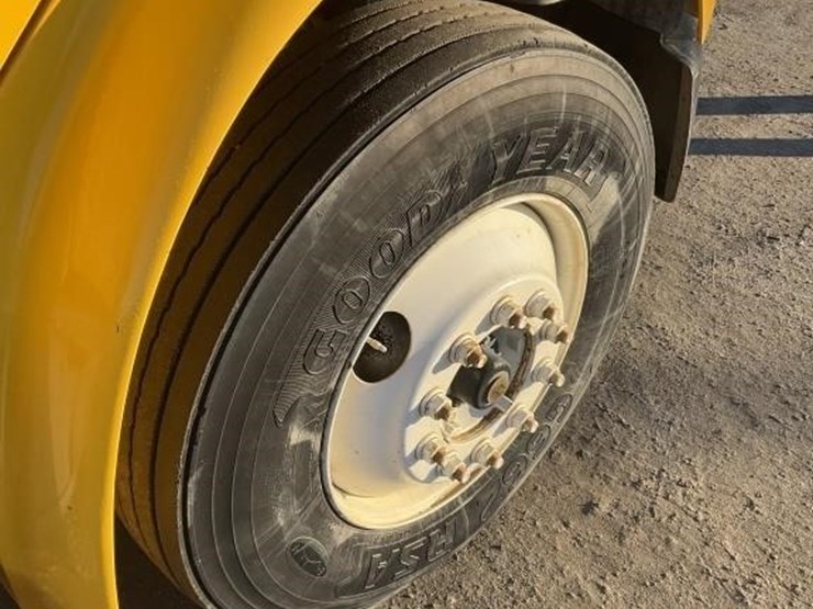 caterpillar-c7-image-12