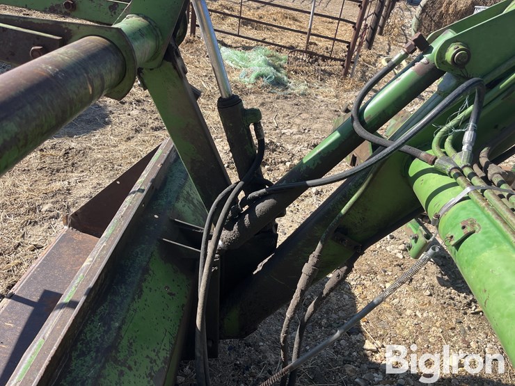 john-deere-158-image-13