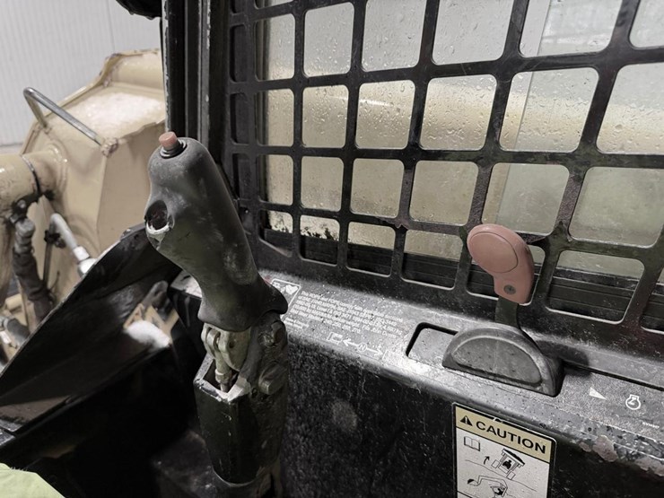 john-deere-260-image-23