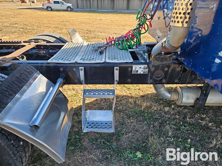 2007-kenworth-t800-image-17