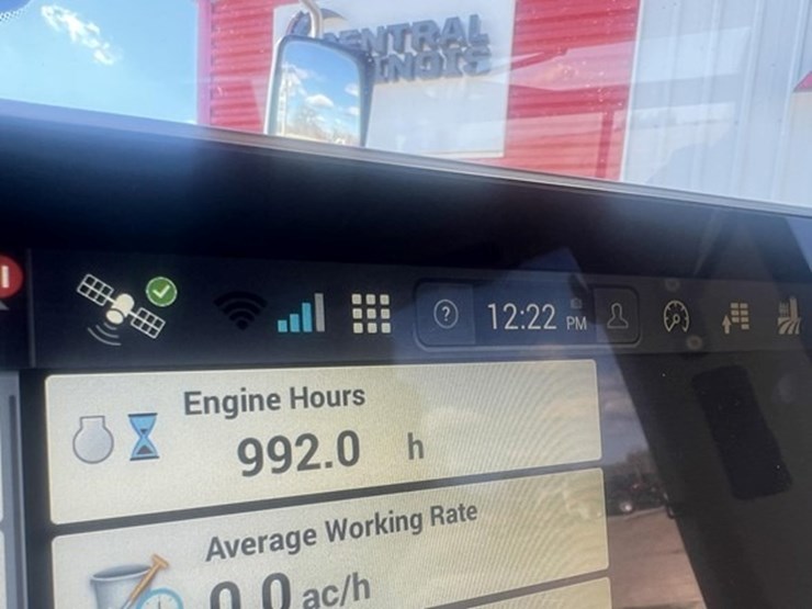 #155-•-2023-steiger-500rt-cvt-image-45