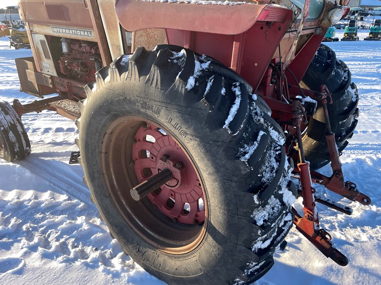#1007-•-international-966-farmall-image-18