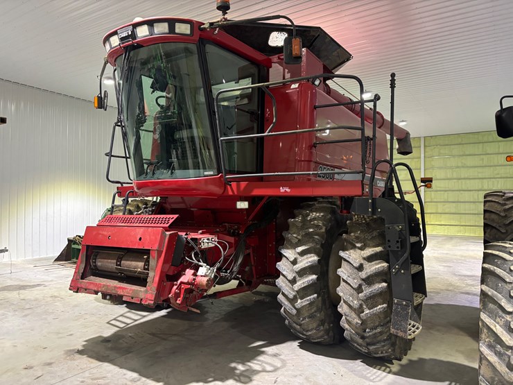 case-ih-2588-image-4