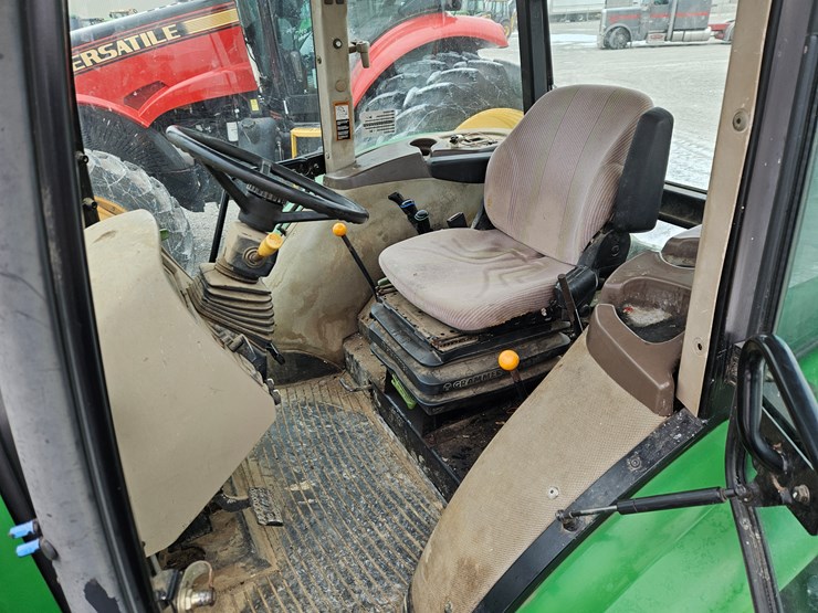 john-deere-6115d-image-12