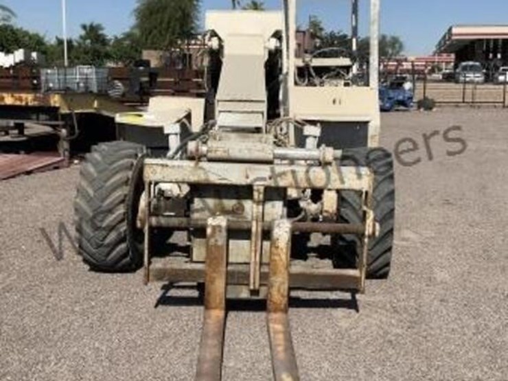 mark-h3-843tct-telescoping-material-handler-image-3