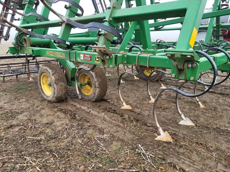 john-deere-980-image-42