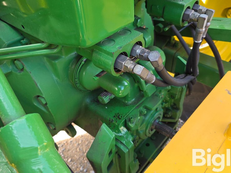 john-deere-4020-image-11