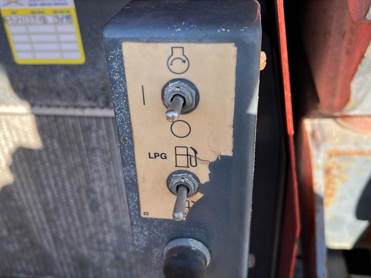 skyjack-sj7135rt-image-32