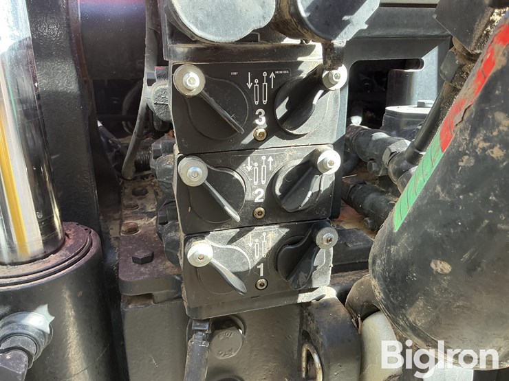 case-ih-magnum-310-image-13