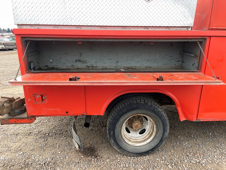 #1143-•-1999-ford-service-truck-(has-mn-title)-image-22