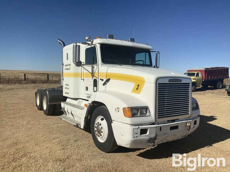 freightliner-fld112-image-3