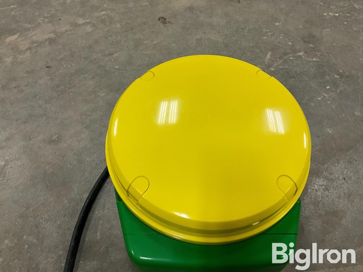 john-deere-7000-image-7