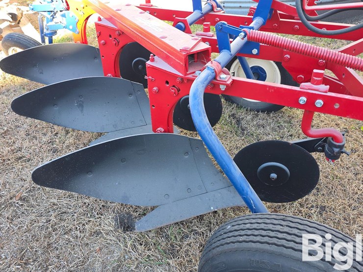 international-70-image-17