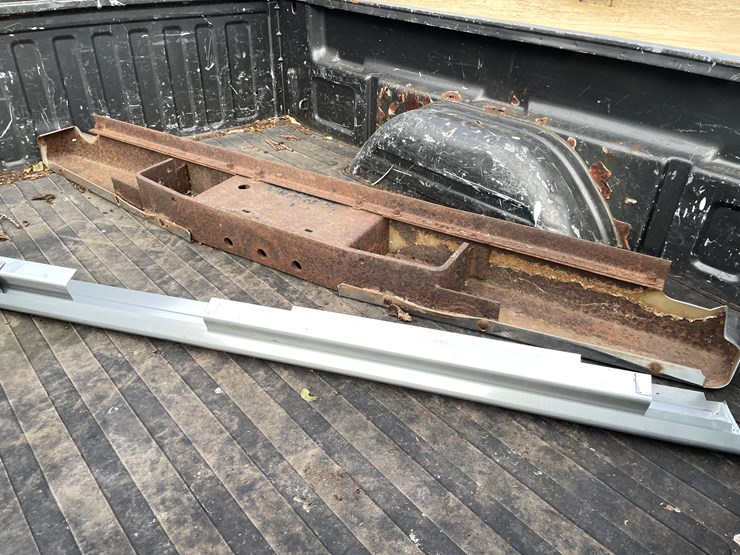 chevrolet-silverado-1500hd-image-34